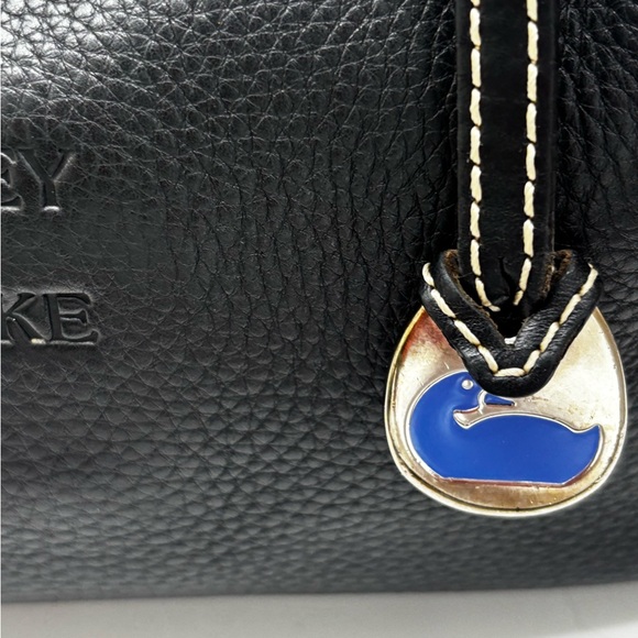 Vintage Dooney & Bourke 1975 Black Leather Purse Shoulder Handbag. Pre-Owned - Picture 7 of 13